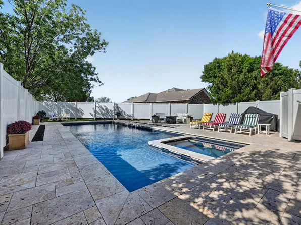 2563 S 300th Cir W, Washington, UT 84780