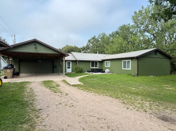 120 E Paradise Lk, Phillips, NE 68865