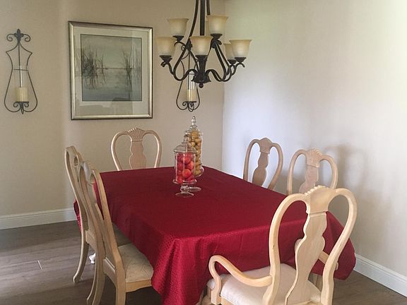 Formal dining room