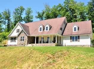3026 Jones Creek Rd, West Liberty, KY 41472