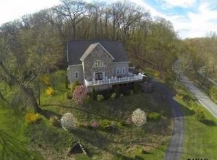 4381 Pleasant Valley Rd, York, PA 17406