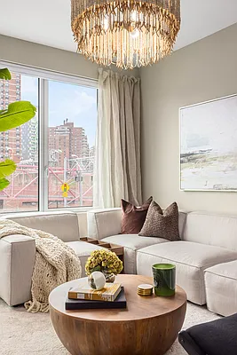 Sold by Compass | media 2