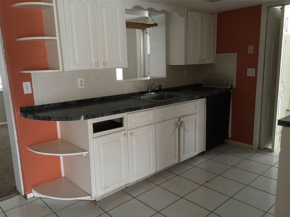 2nd image of 5304 Bluejay Dr