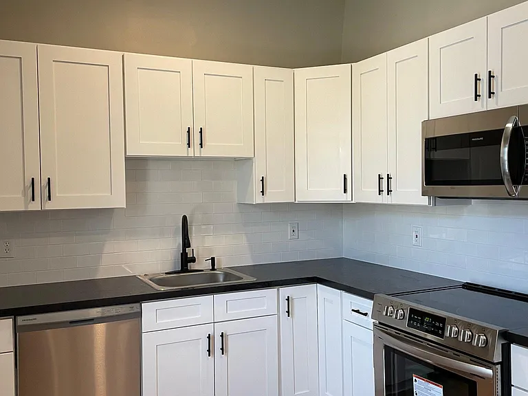 47 White St #4 — Photo 5