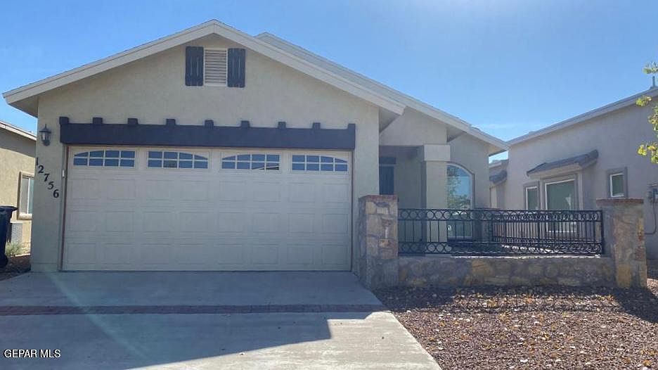 1st image of 12756 Tre Maximiliano Ave