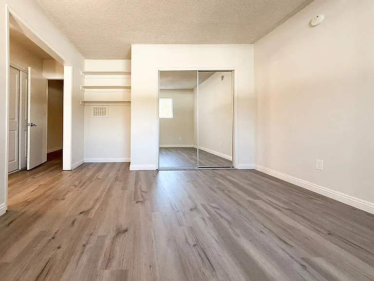 Quakertown Garden Apartments — Photo 33