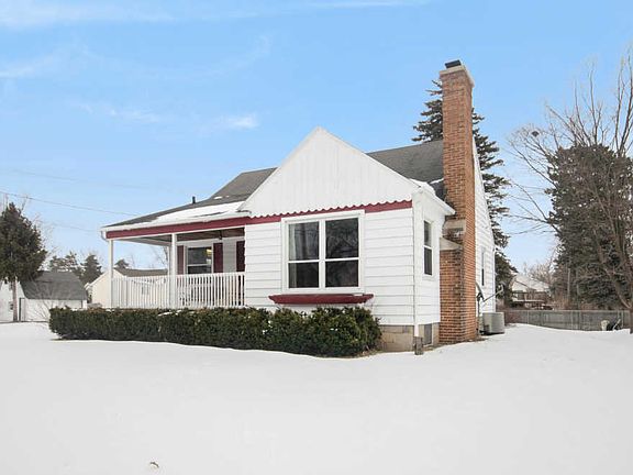 3rd image of 814 Bergin Farm Ct SE