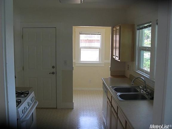 5th image of 330 Circuit Dr