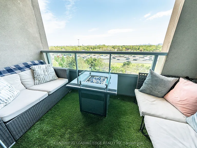 17 Barberry Pl #808 — Photo 26