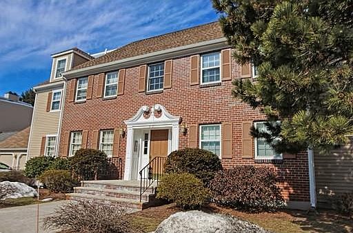 2nd image of 28 Weatherly Dr Unit 28