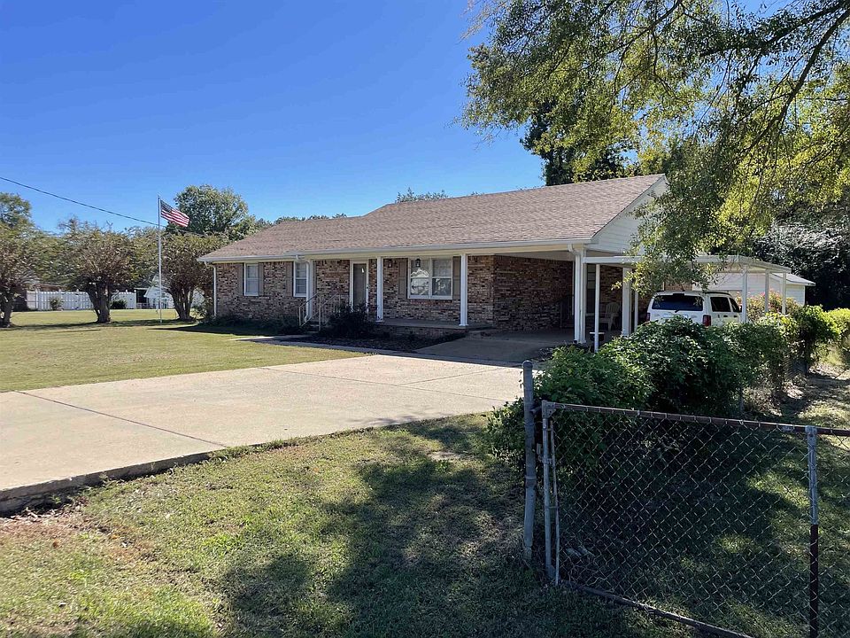1st image of 235 Paine Rd
