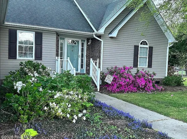 114 Garrington Island Road, Shawboro, NC 27973