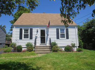 26 Renchy St, Fairfield, CT 06824