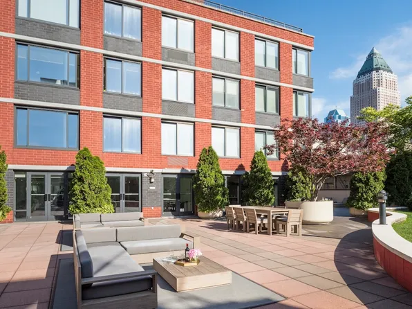 400 West 55th Street image 16 of 18