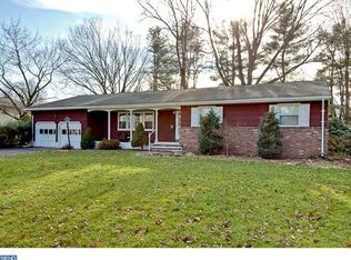11 Clover Ln, Monroe Township, NJ 08520