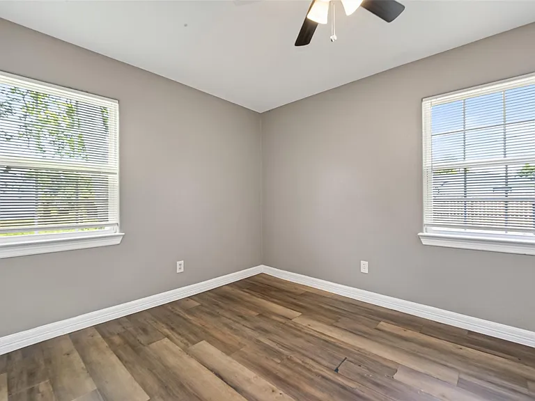 10306 Fairland Dr — Photo 13