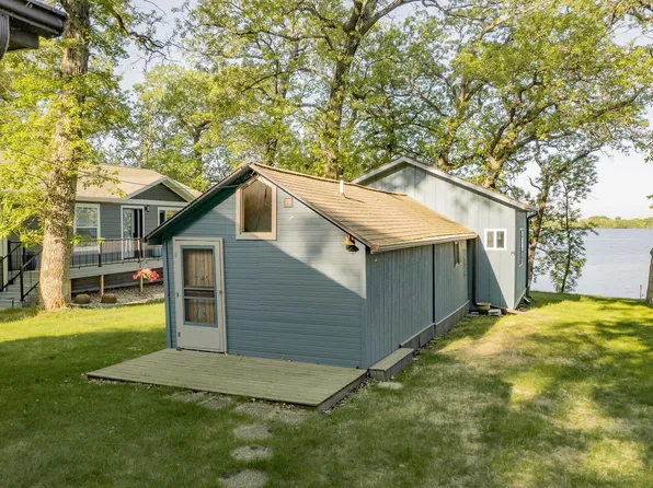 10075 237th Ave, Spirit Lake, IA 51360