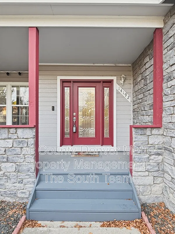 4 bed, 3.0 bath, 2700 sqft, $3,535 — Photo 4