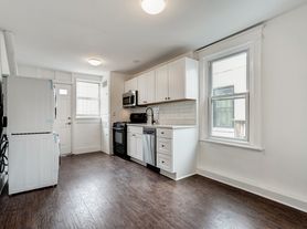 810 Otis Pl NW, Washington, DC