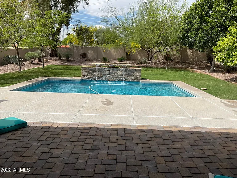 10220 E Cochise Dr — Photo 29