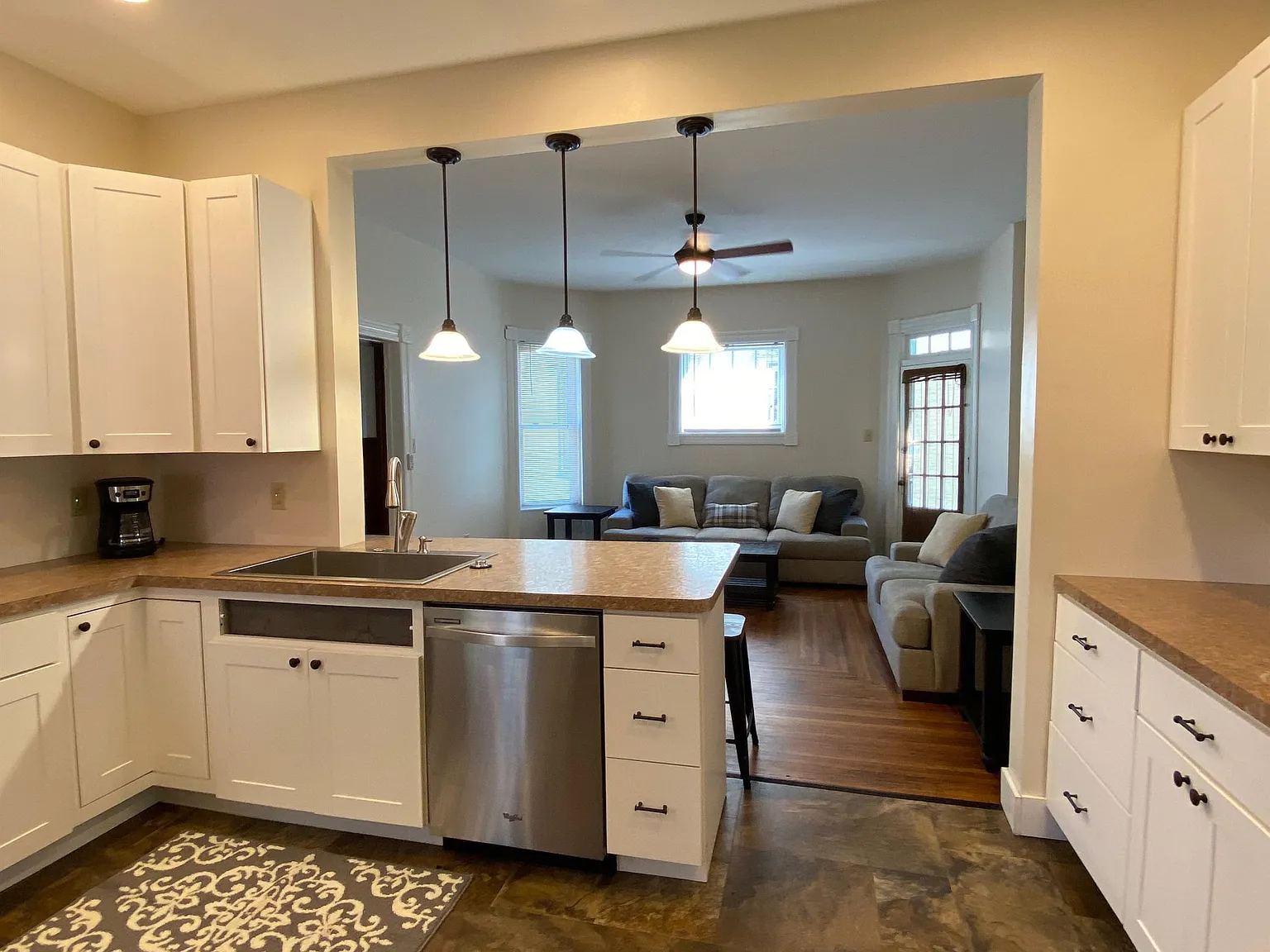 738 West Third Street - 1 — Photo 3