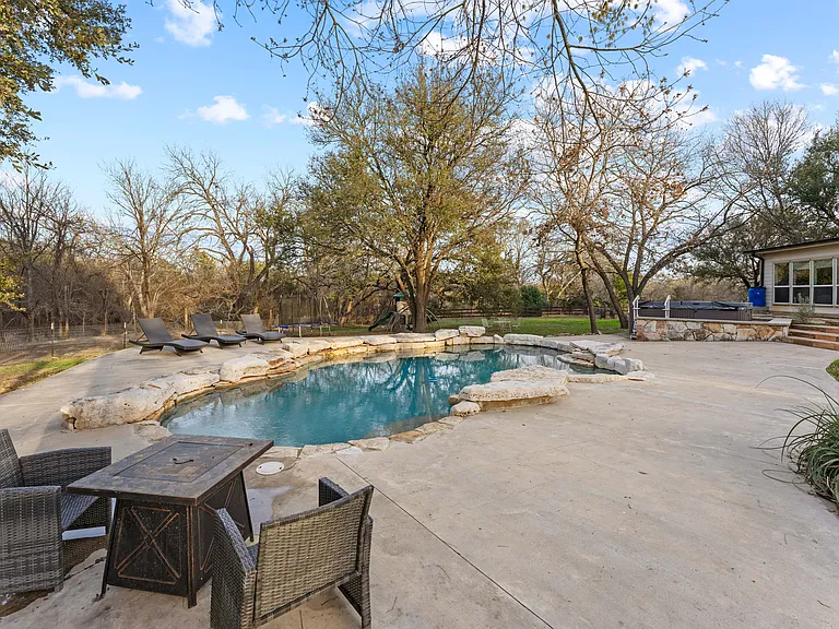 1060L Great Oaks — Photo 55