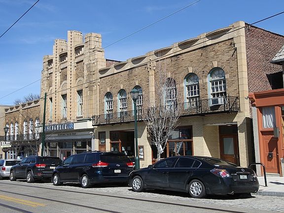 3rd image of 7106 Germantown Ave #2