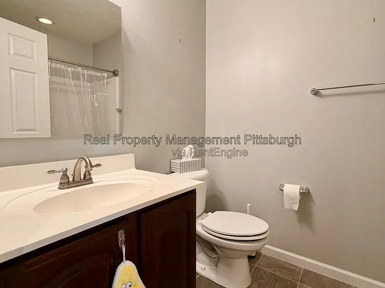 242 Corey Dr — Photo 18