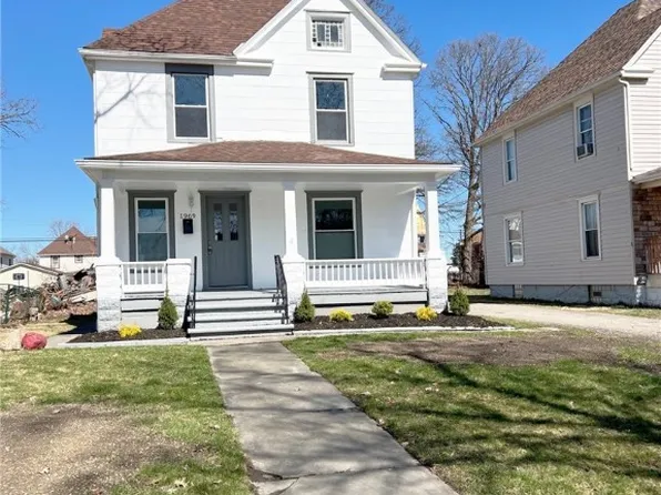 1969 E 31st St, Lorain, OH 44055
