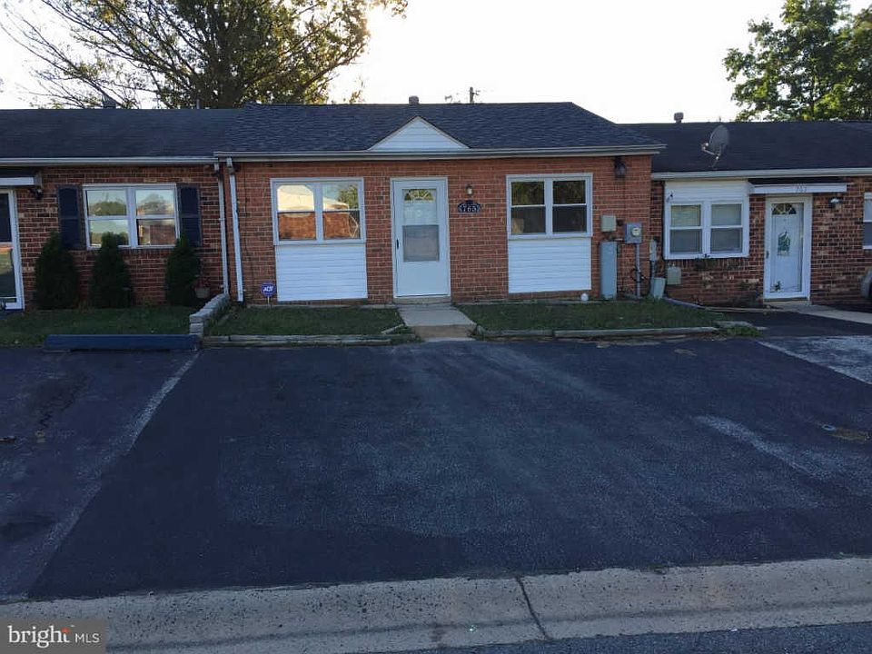 2nd image of 765 White Rock Rd