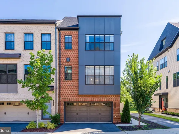 6277 Edsall Rd, Alexandria, VA 22312