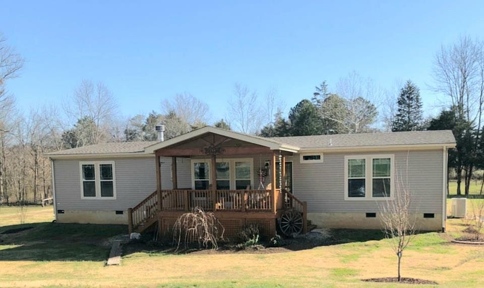 1st image of 312-320 Jones Dr SE