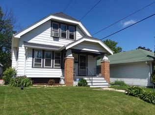 623 N 60th St, Wauwatosa, WI 53213