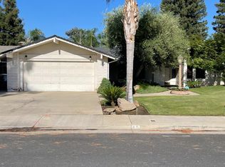 85 Laverne Ave, Clovis, CA 93611