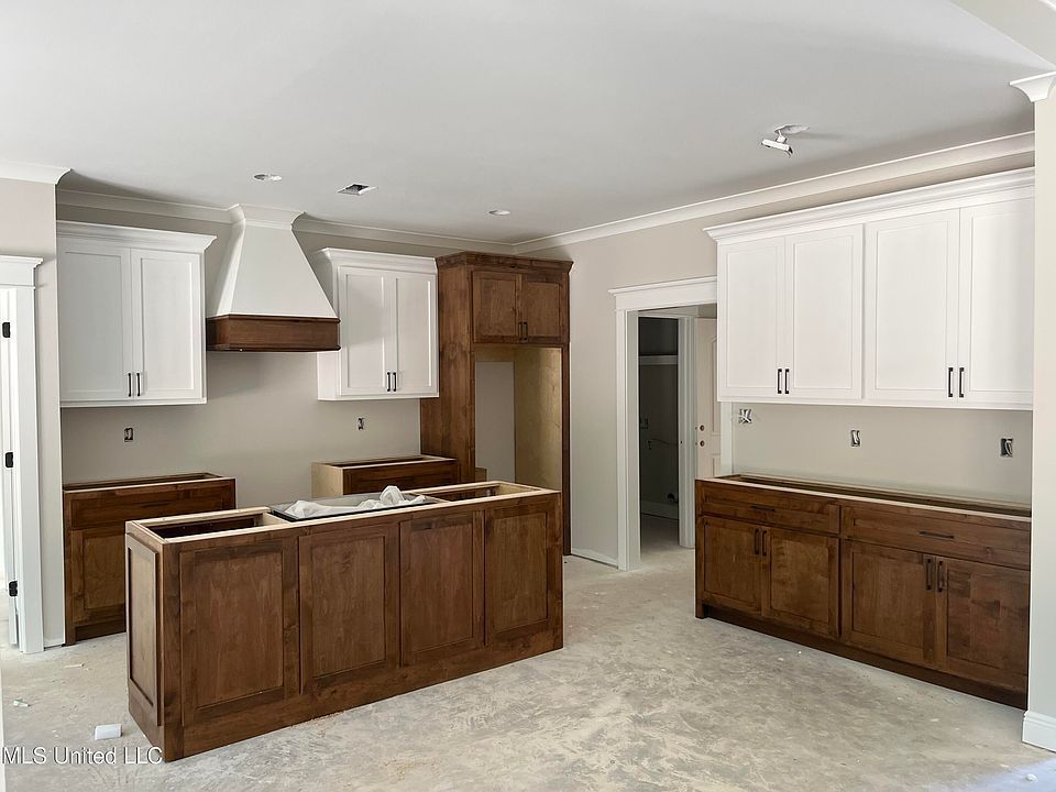 2nd image of 24405 Misty Ln