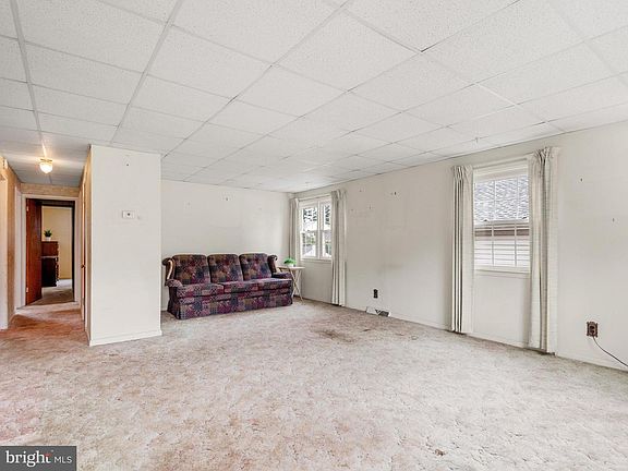5th image of 124 2nd Ave