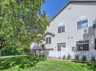 8407 Cortland Rd, Eden Prairie, MN 55344