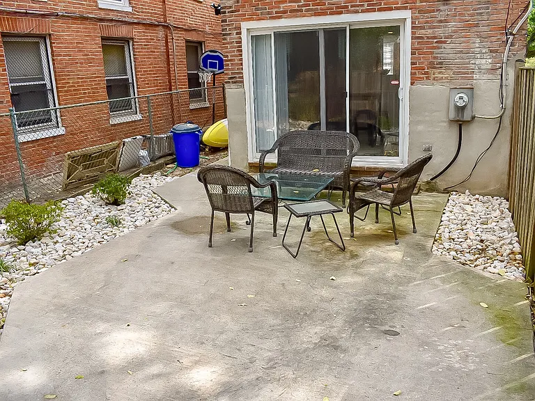 236 Dolphin Ln — Photo 5