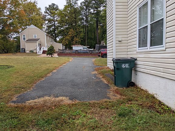 5th image of 4917 Green Run Dr