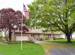 1439 S Chamberlain Rd, Esmond, IL 60129