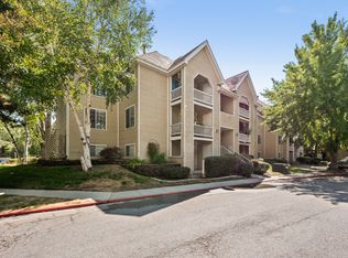 1212 E Waterside Cv APT 12, Cottonwood Heights, UT 84047