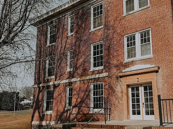 251 Barter Dr #204, Abingdon, VA 24210