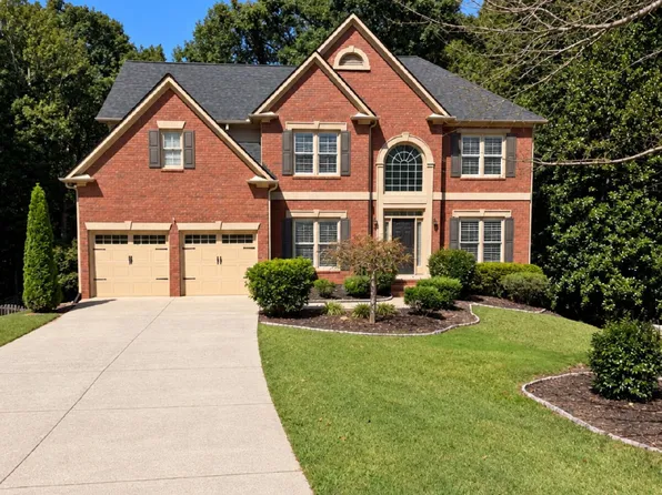 1305 Rosewood Dr, Alpharetta, GA 30005