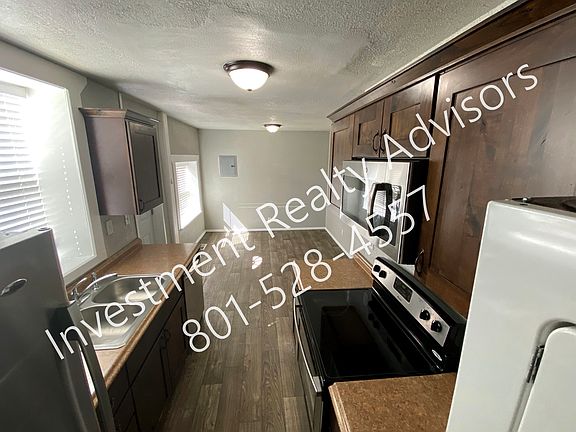 4th image of 190 E Vine St #1