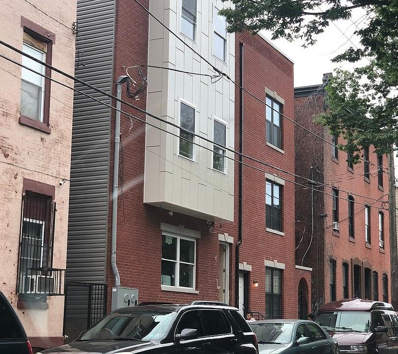 1st image of 1229 N Franklin St #5