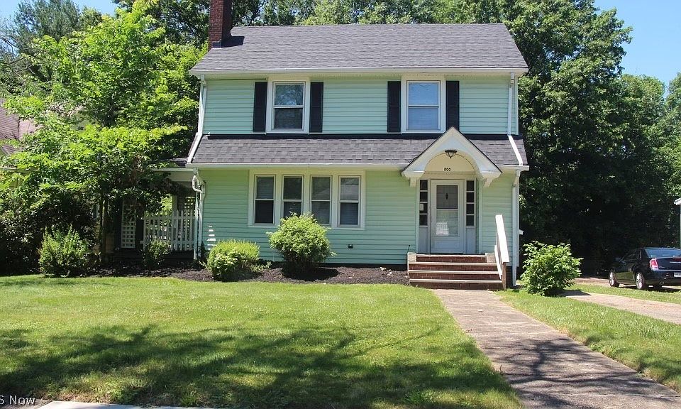 800 Roslyn Ave, Akron, OH 44320 Zillow