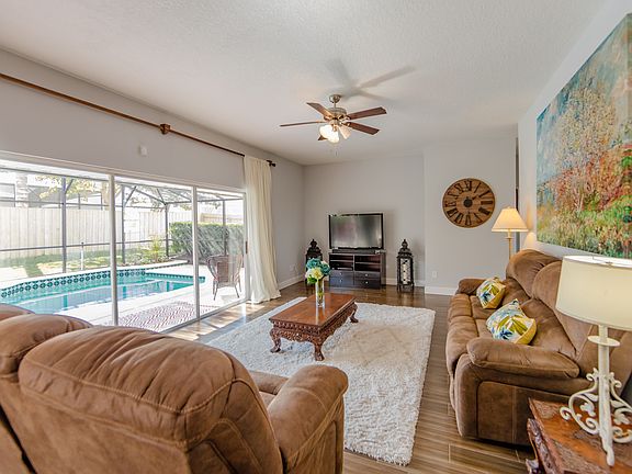 5th image of 1490 Falconwood Ct