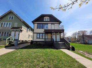 2421 W Finn Pl, Milwaukee, WI
