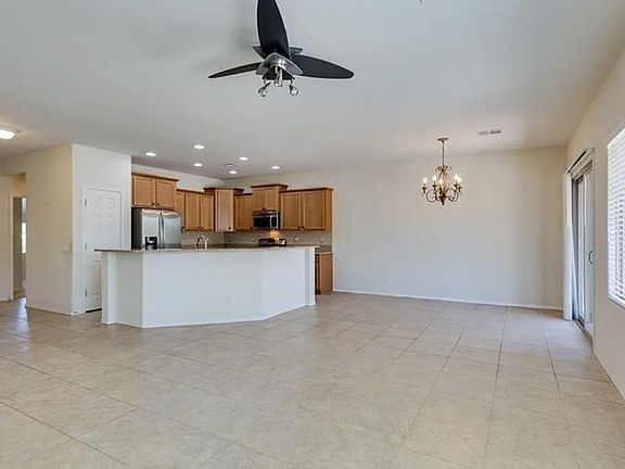 5th image of 5979 Crossfield Ave
