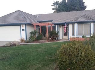 790 Wildwood Dr, Lemoore, CA 93245